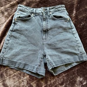 Garage shorts